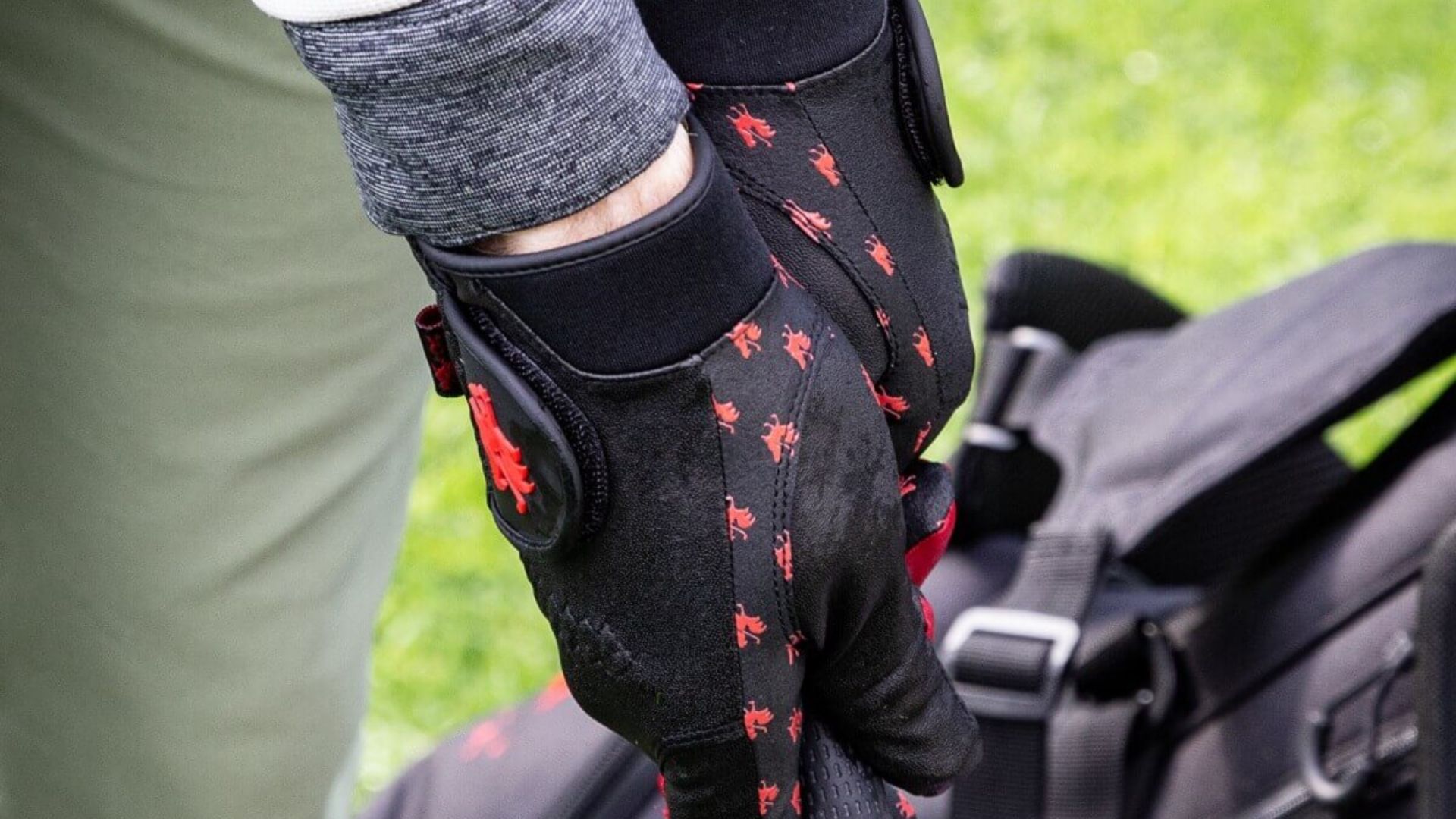 Why Kids Golf Gloves Are Essential for Every Round